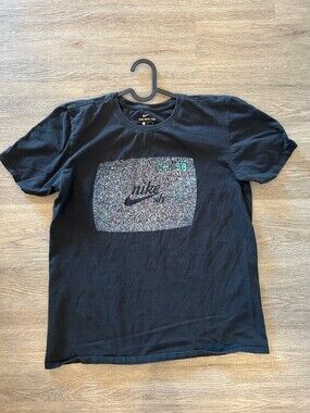 Nike Shirt Men's Medium Black Short Sleeve